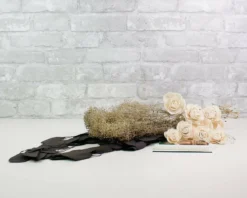 Melrose Magic Boutonniere (Set Of 3) -plant sale shop melrose magic boutonniere set of 3 273101